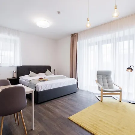 Aparthotel River