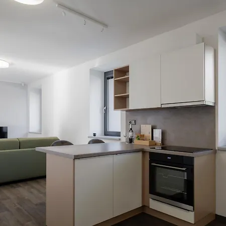 Aparthotel River 4*